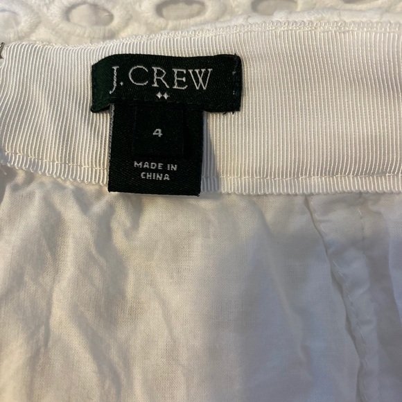 Eyelet skirt - J. Crew mini in white cotton eyelet. Size 4. - Picture 3 of 5